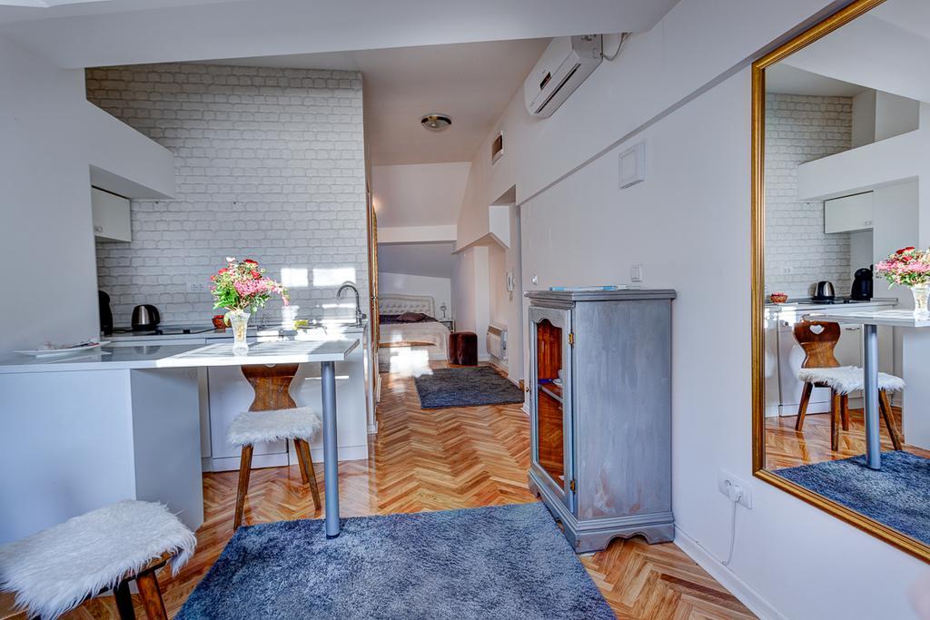 Apartman Selfie